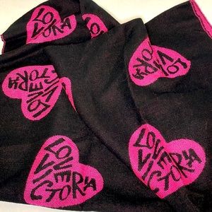 🔴 NWOT VS Throw Blanket